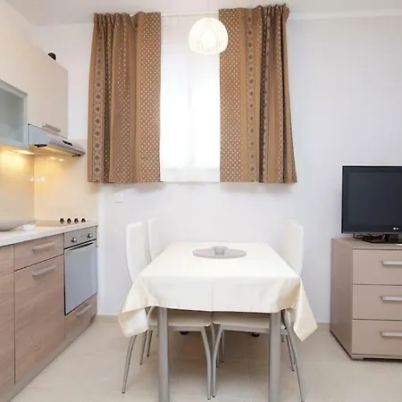Apartman Bacvice Daire