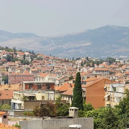 Apartman Bacvice * Split
