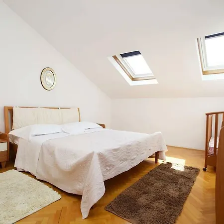 Apartment Apartman Bacvice Split