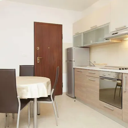 Apartment Apartman Bacvice Split