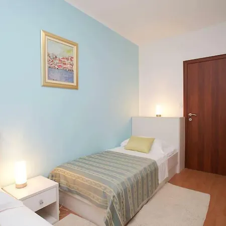 Daire Apartman Bacvice