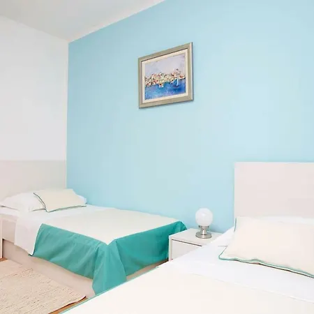 Daire Apartman Bacvice